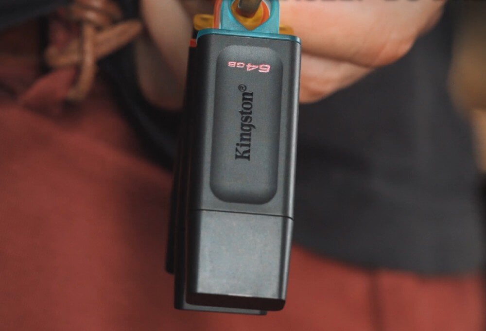 Pendrive KINGSTON DataTraveler Exodia 64GB, USB 3.2 Gen. 1 (USB 3.0) Czarny opis