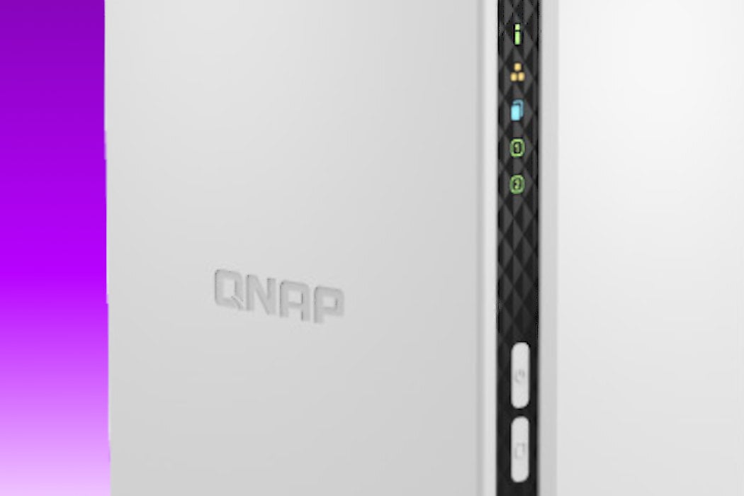 Serwer plików QNAP TS-233 przycisk szybkie kopiowanie
