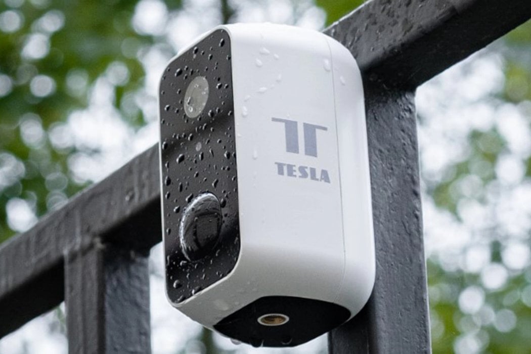 Kamera TESLA Smart Camera PIR Battery (2022) bezpieczeństwo montaż prostota wyposażenie intuicja pomoc komunikacja zasilanie rozdzielczość