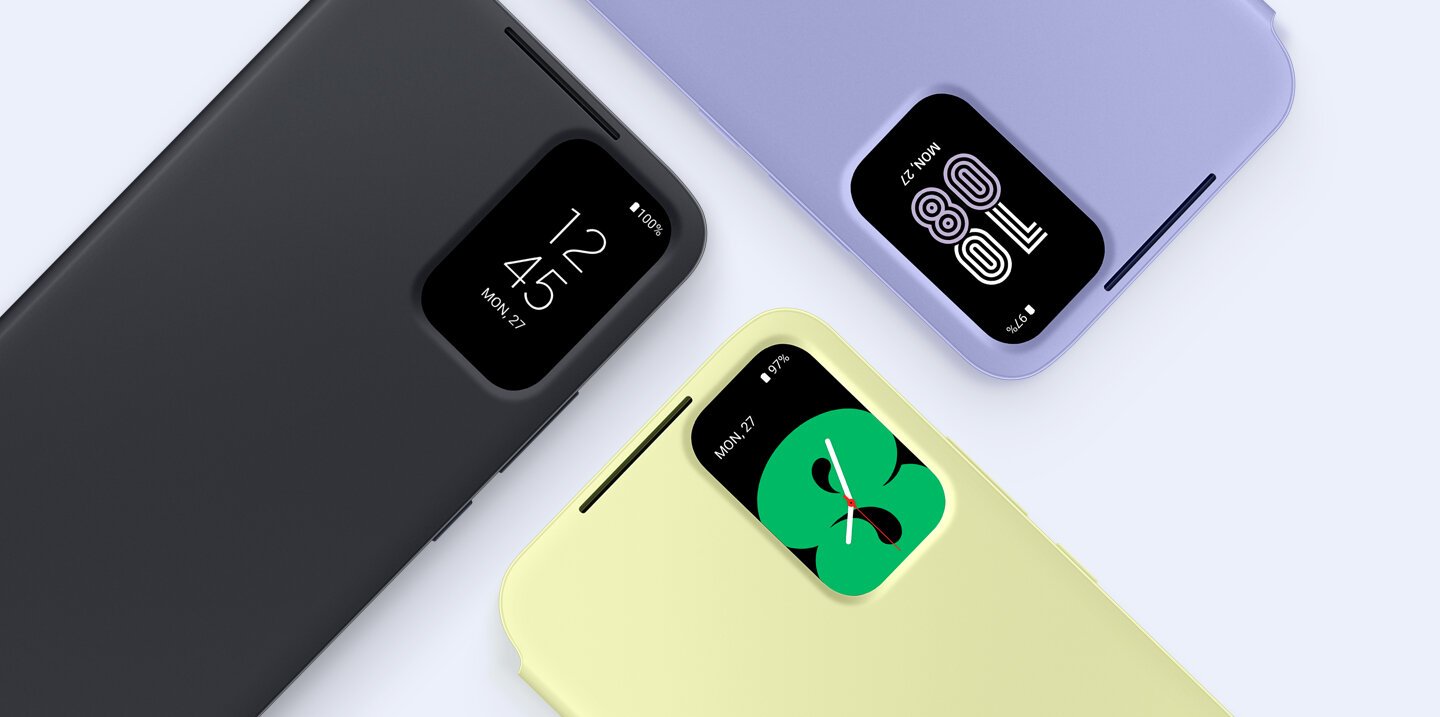 3 telefony Galaxy 34 w zamykanych obudowach w kolorze czarnym, limonkowym i fioletowym.
